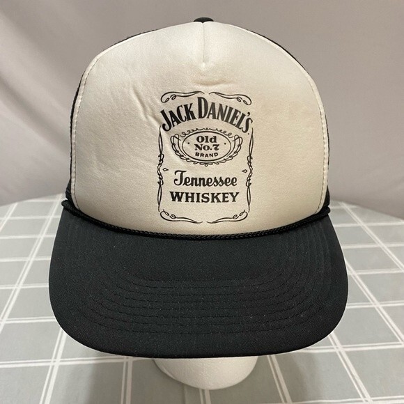 Vintage Jack Daniels Tennessee Whiskey Mesh Snapback Cap Hat Trucker Adjustable - Picture 6 of 6